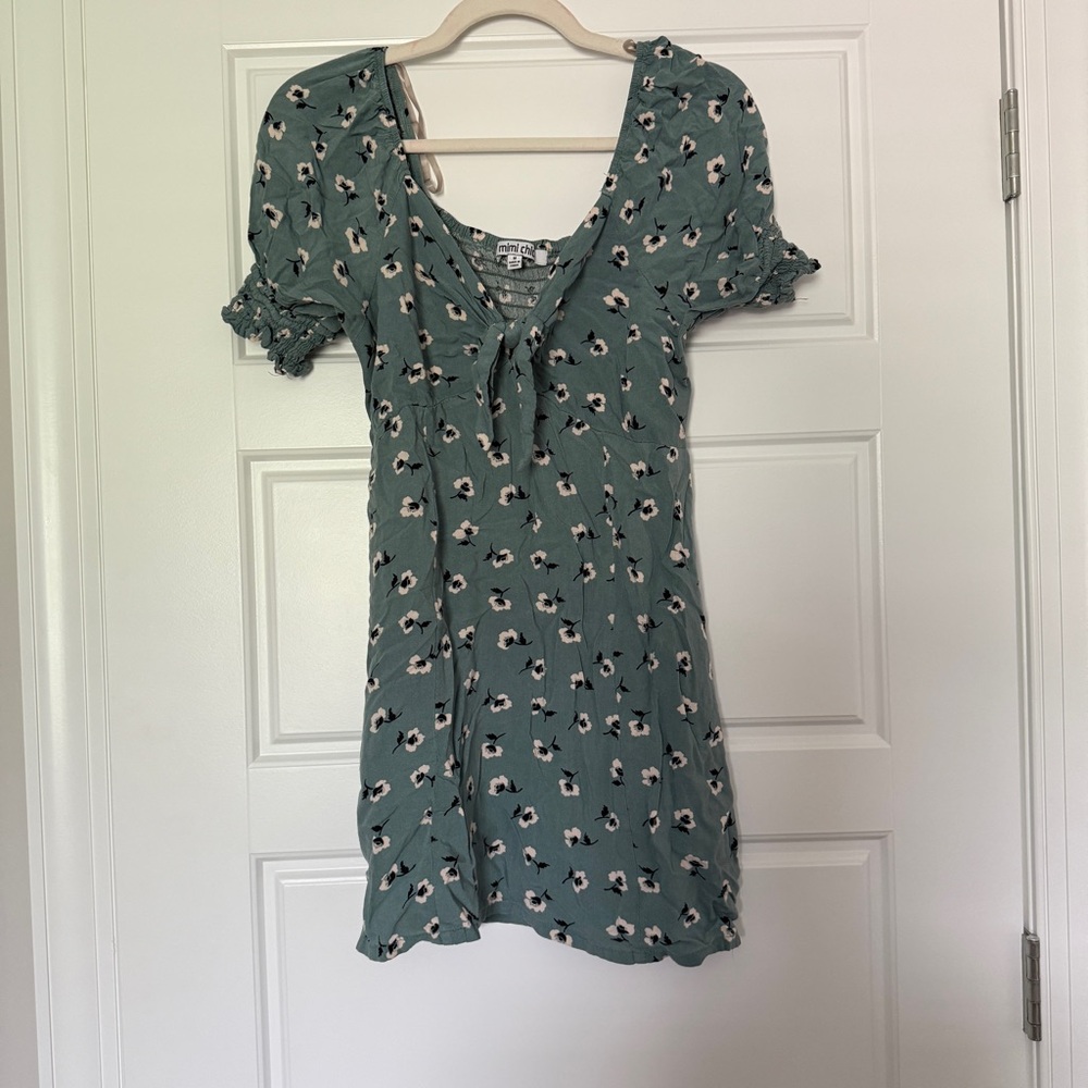 Mimi Chica Floral Green Dress